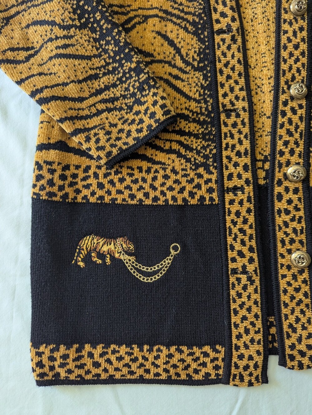 Vintage 90s Tiger Print Long Cardigan With Embroidered Tigers - Picture 2 of 13